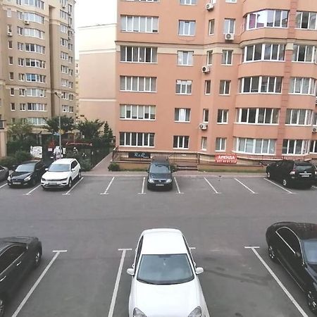 044 Квартира В Жк "София" كييف المظهر الخارجي الصورة